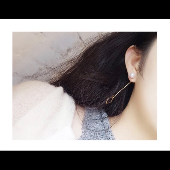 🔴 Geometric Drop Earring - Picture 5 of 8